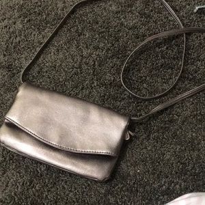 Simple cross body bag